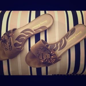 Tommy Bahama Sandals